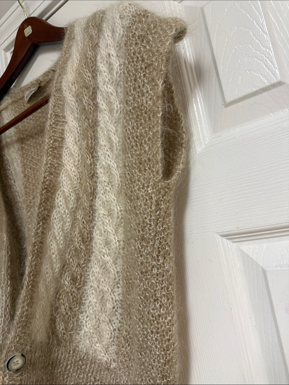 Ellen Tracy Beige & Cream Cable-Trim V-Neck Sweater Vest - Picture 7 of 15